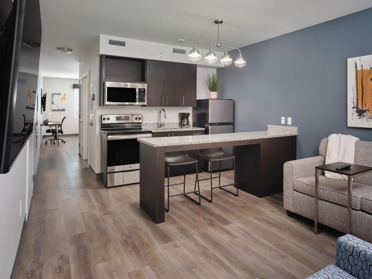 Stayapt Suites Greenville-Haywood Mall Εξωτερικό φωτογραφία